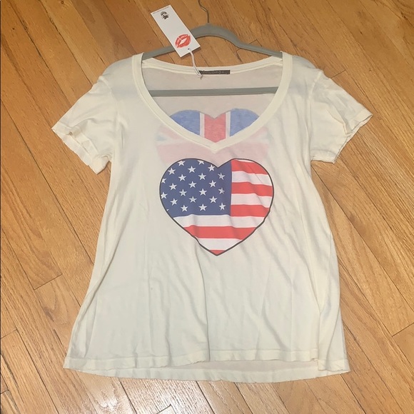 Wildfox Tops - Wildfox NWT America/England heart size L
